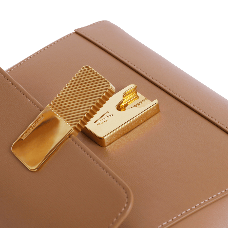 Mini Marly Gold Edition - Cuir Box Noisette Ateliers Auguste